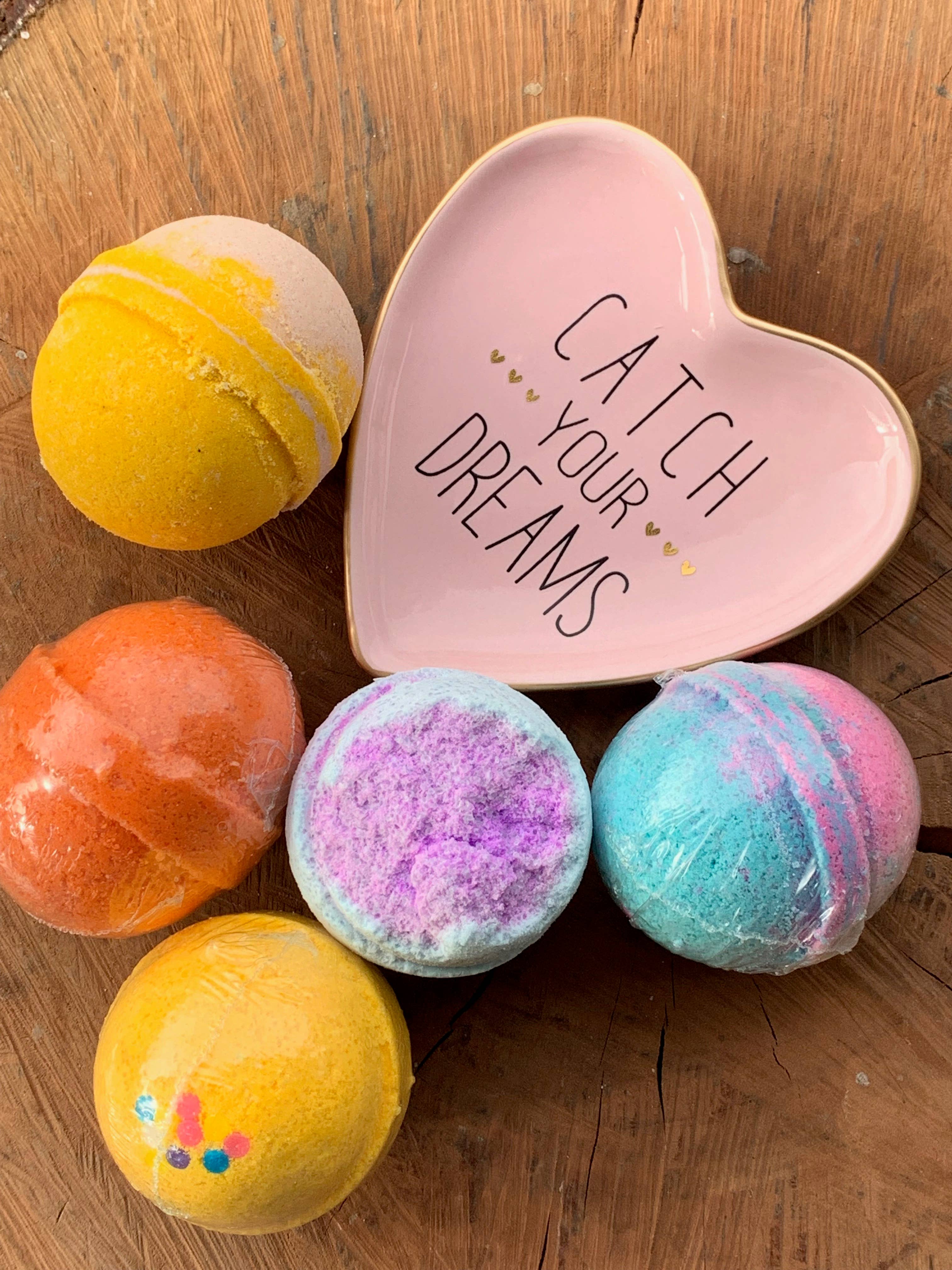 Confident Girls | Sweet Pineapple Bath Bomb, photo 2 of 5