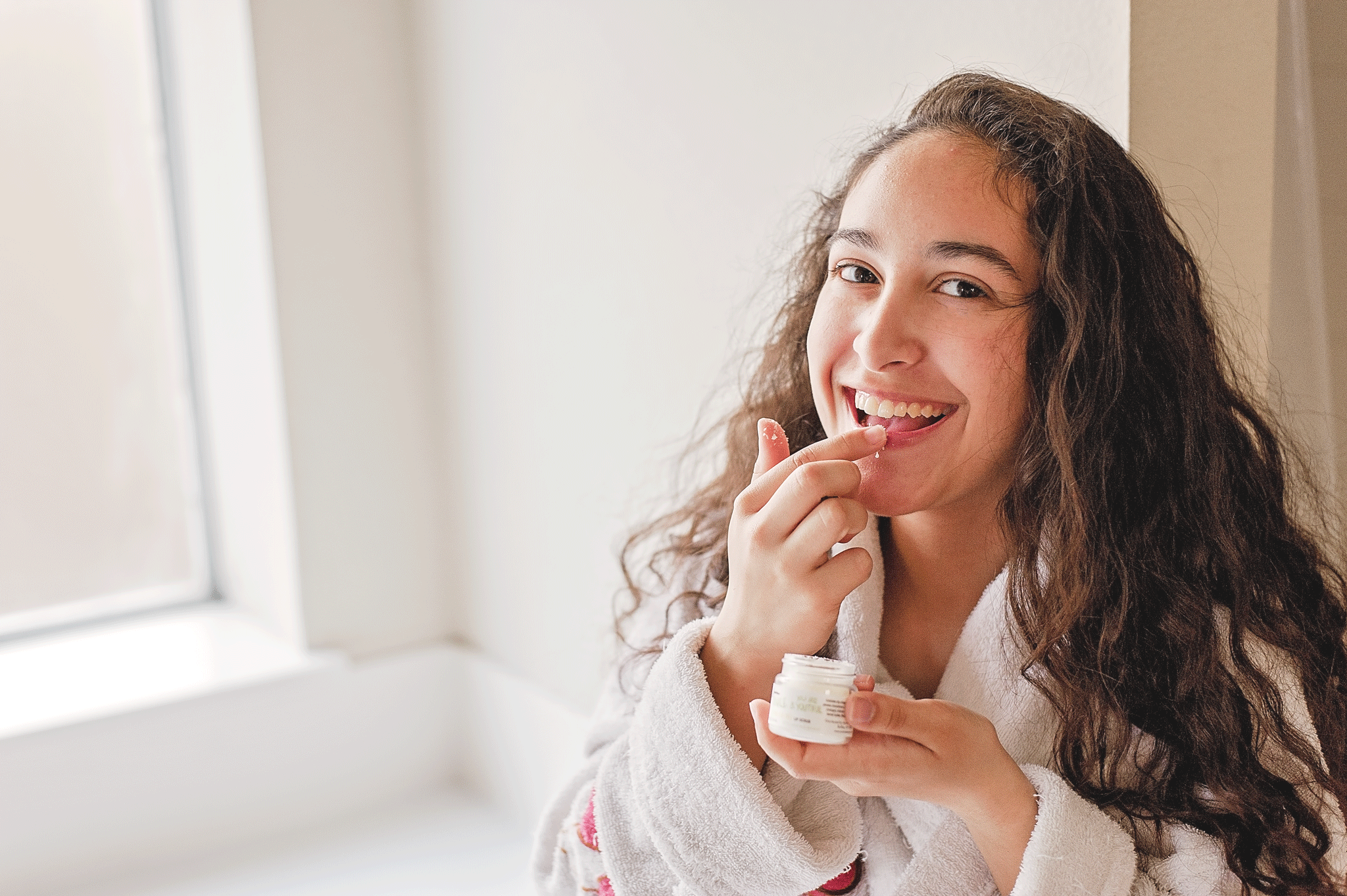Zandra Beauty | Zandra Lip Scrub, photo 5 of 8