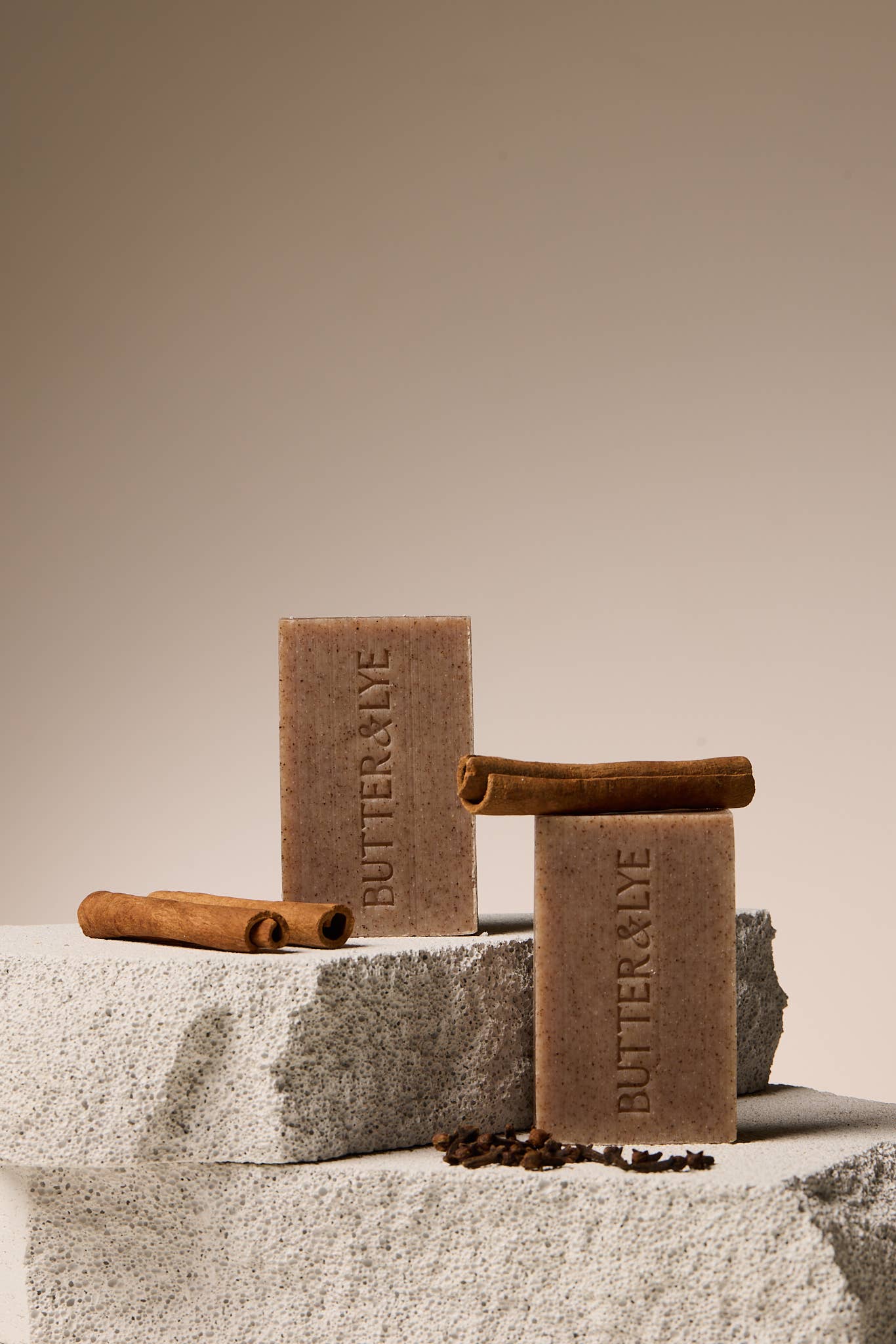 Butter & Lye | Radiant Winter Spice Face and Body Soap, photo 4 of 5