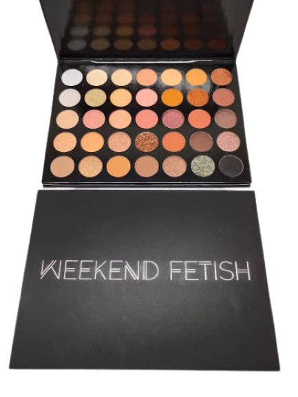 Weekend Fetish Beauty Collection | 35 Palette Eyeshadow, photo 1 of 3
